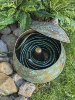 Acorn Hose Pot 9 Acorn Hose Pot -Indoor Oasis Supplies 3 4 crop 8613361 01V