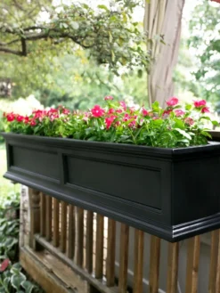Fairfield Self-Watering Window Box, 5’ -Indoor Oasis Supplies 8588938 101V tif