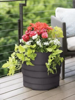 Gardener’s Victory Self-Watering Patio Planter -Indoor Oasis Supplies 8598395 88593 tif