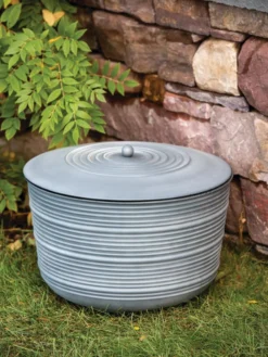Ribbed Hose Pot With Lid